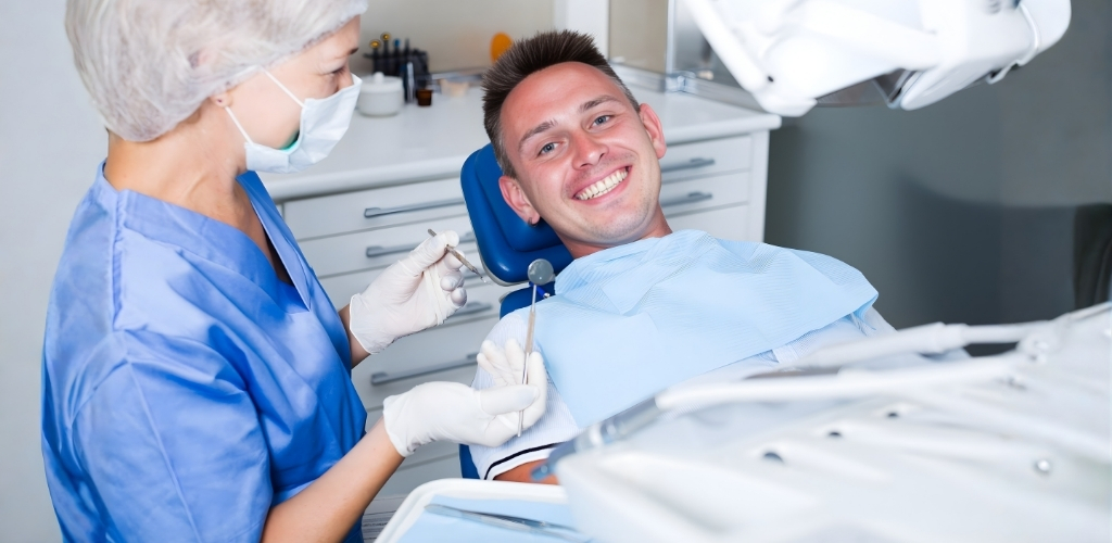 Cosmetic Dentistry in Petrolia – Complete Guide to Veneers, Bonding & Smile Upgrades