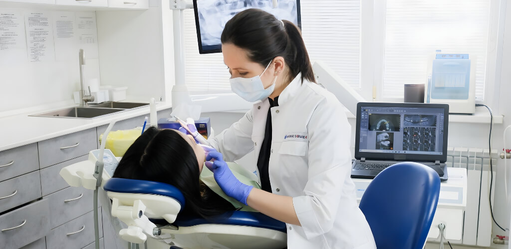 Porcelain Veneers in Petrolia – Procedure, Benefits & candidacy Guide